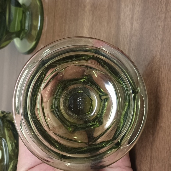 Vintage Fostoria Green Glass Sugar and Creamer Set - Picture 4 of 4